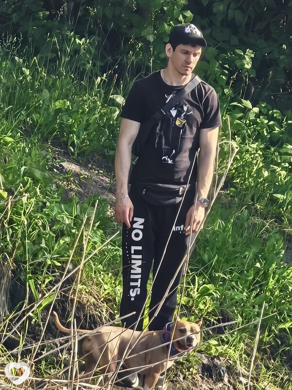 Артём, 26, Ульяновске — анкета №4262222