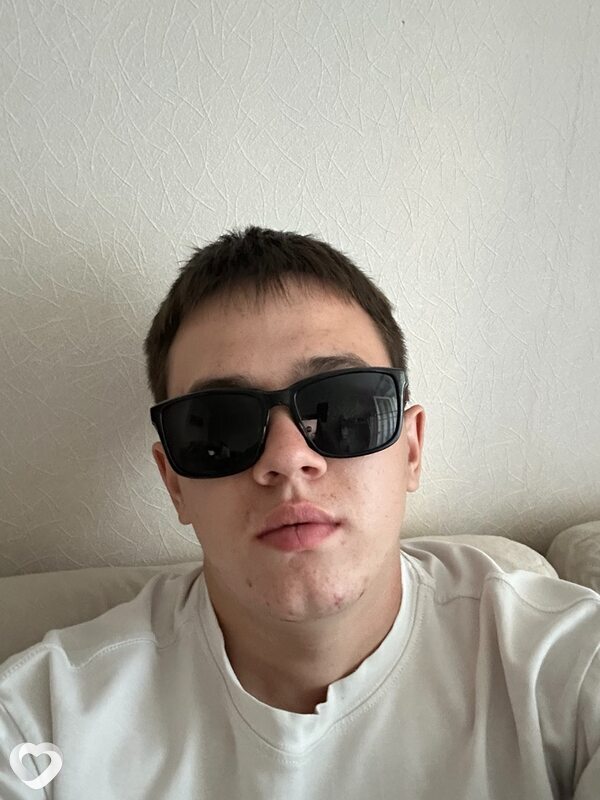 Максим, 21, Орске — анкета №4263862