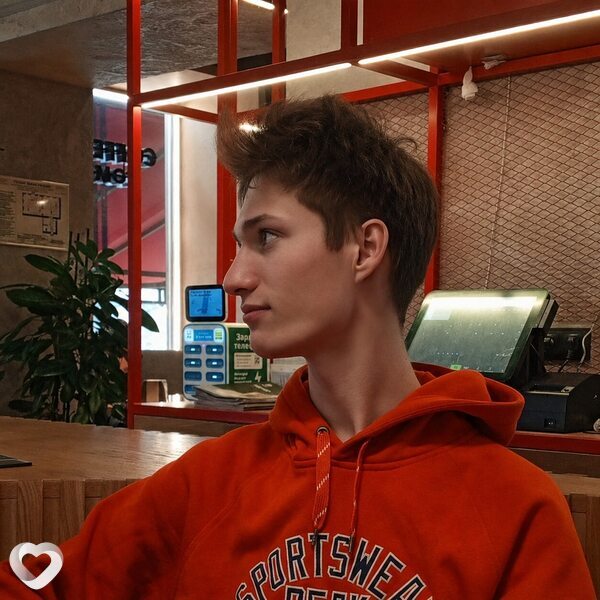 Иван, 21, Москве — анкета №4264536