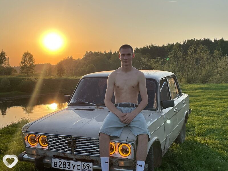 Илья, 18, Твери — анкета №4265887