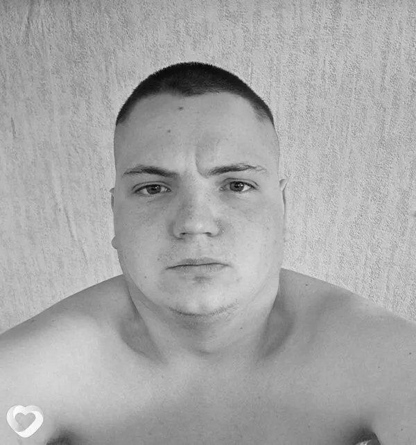Роман, 22, Бийске — анкета №4265834
