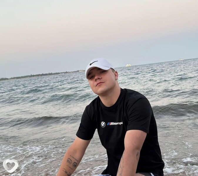 Даня, 21, Бишкек — анкета №4266847