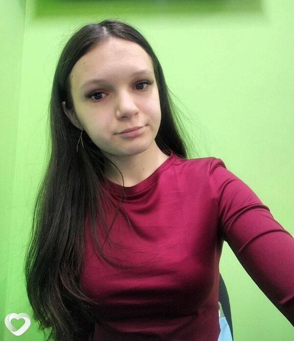 Анастасия, 20, Стаханове — анкета №4267680