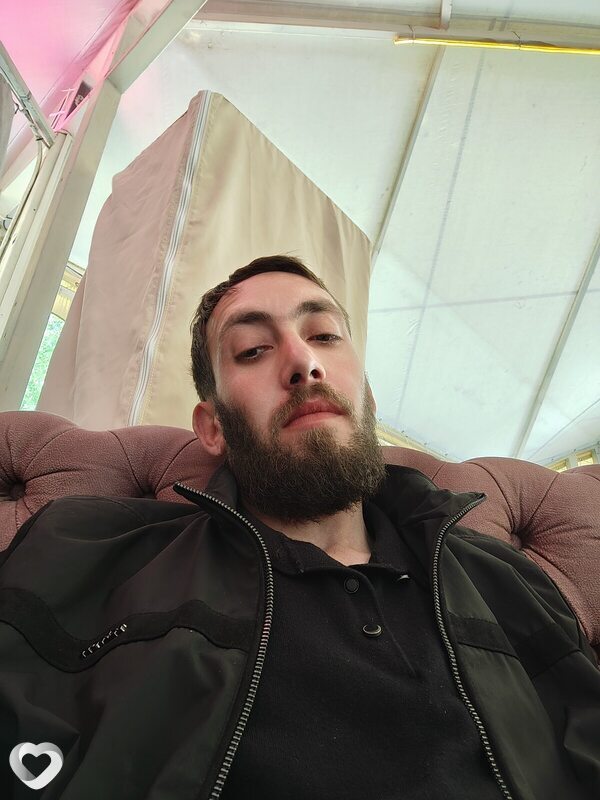 Мгер Григорян, 29, Тюмени — анкета №4269244