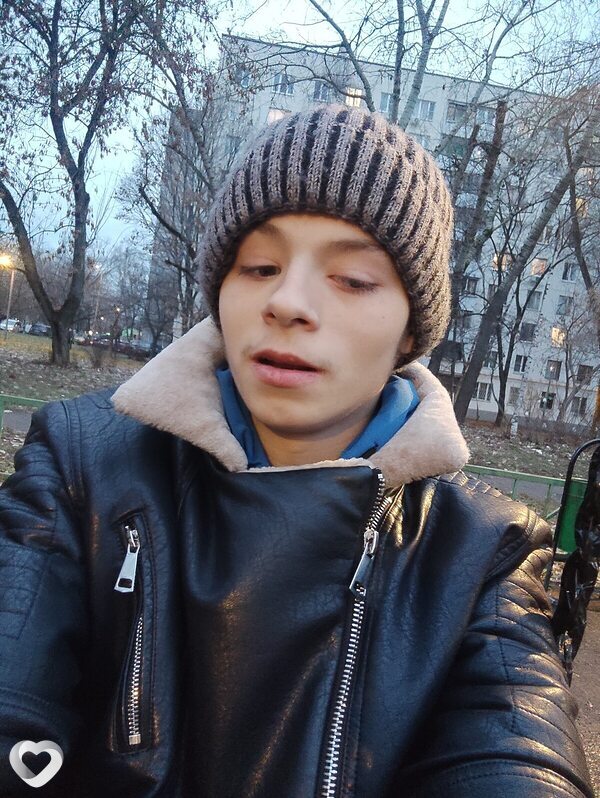 Иван, 20, Москве — анкета №4268712
