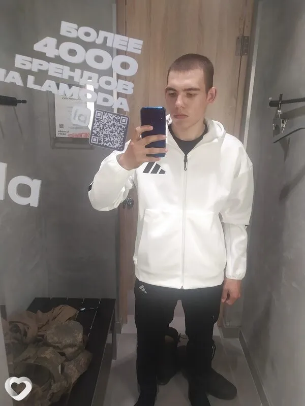 Денис, 21, Москве — анкета №4269096