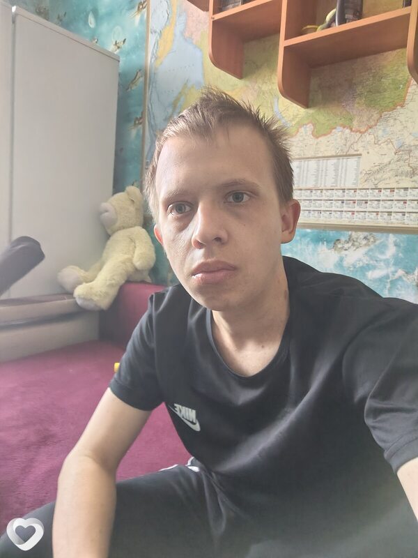 Максим, 19, Минусинске — анкета №4269479
