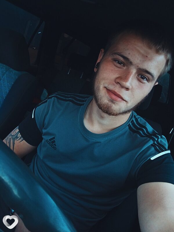 Роман, 22, Бийске — анкета №4269884