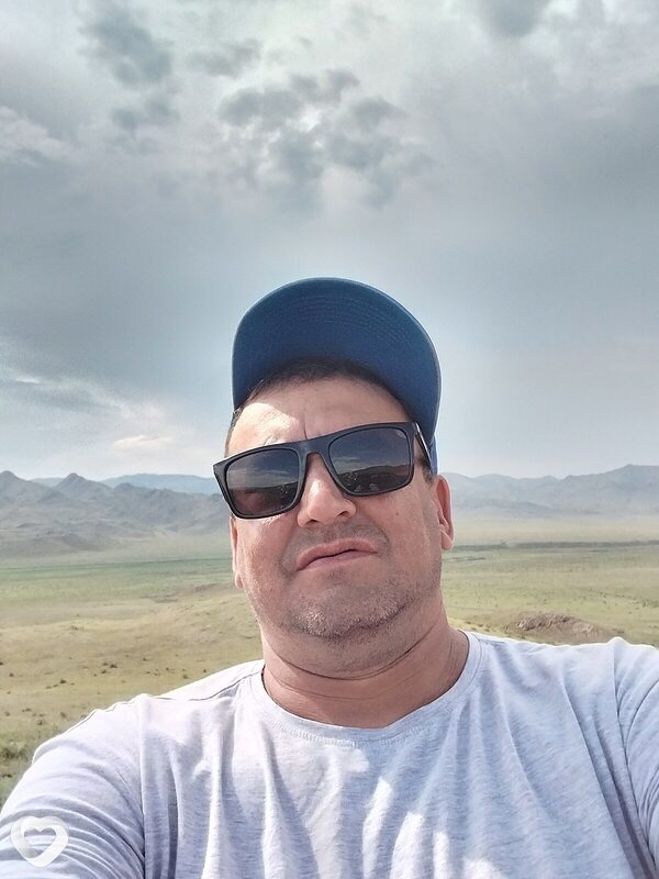 Антон, Аскиз