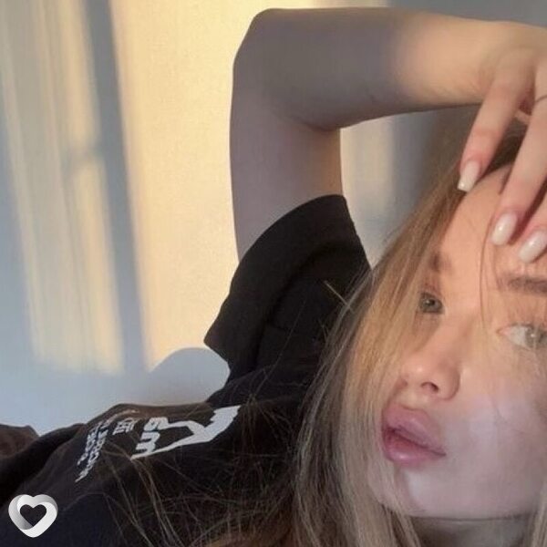 Бэлла, 18, Барнауле — анкета №4270883