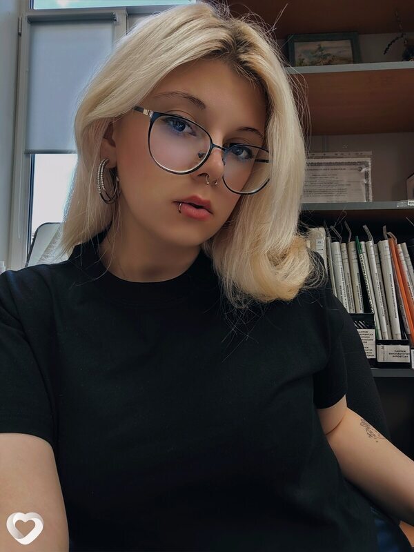 Анастасия, 21, Магнитогорске — анкета №4271227