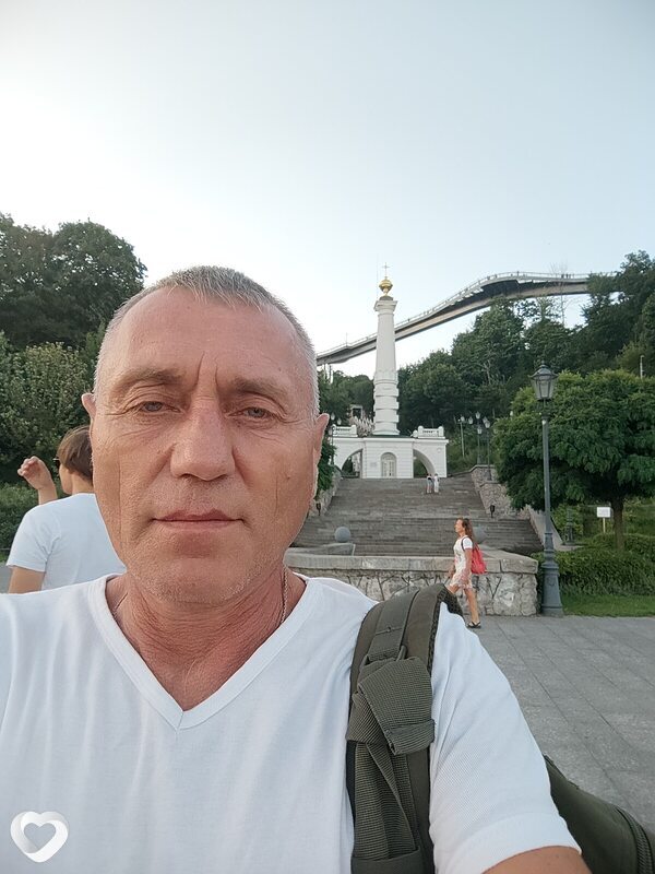 Леонід, Вышгород