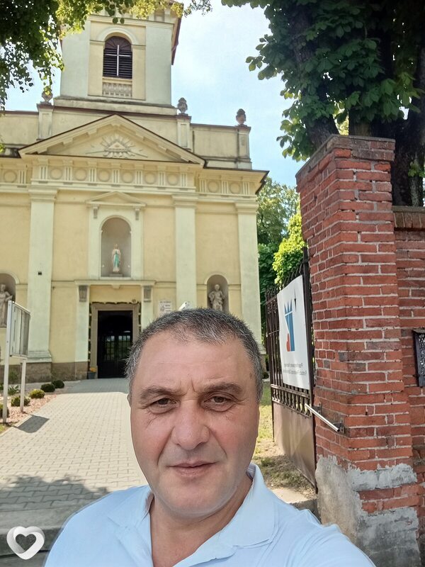 Hovik, Краков