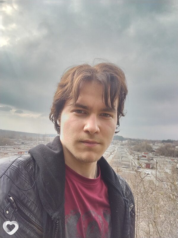 Виктор, 22, Старом Осколе — анкета №4272870