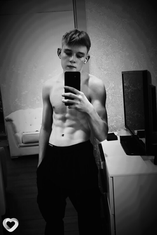 Данил, 18, Новокузнецке — анкета №4273330