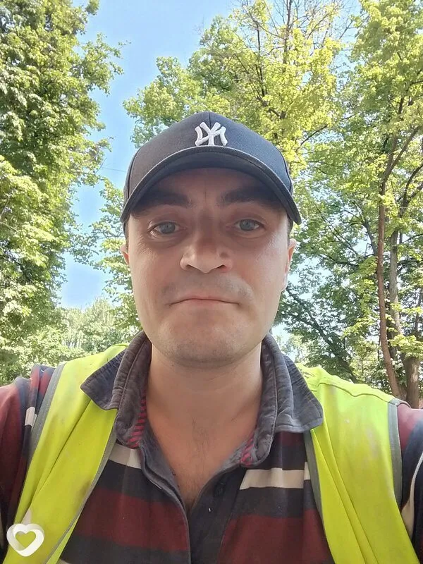Артём, 28, Москве — анкета №4273093