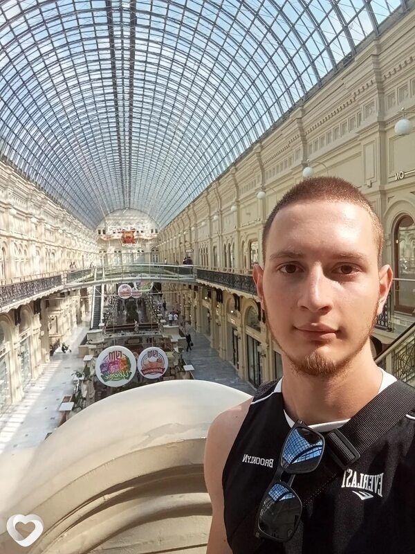 Роман, 22, Энгельсе — анкета №4274103
