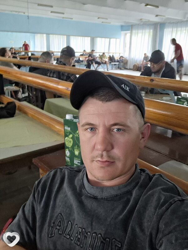 Игорь, 34, Стаханове — анкета №4274356