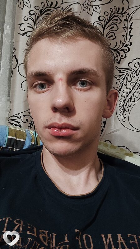 Андрей, 19, Минске — анкета №4274629