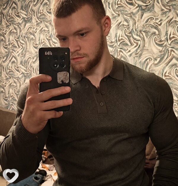 Паша, 24, Великом Новгороде — анкета №4275349