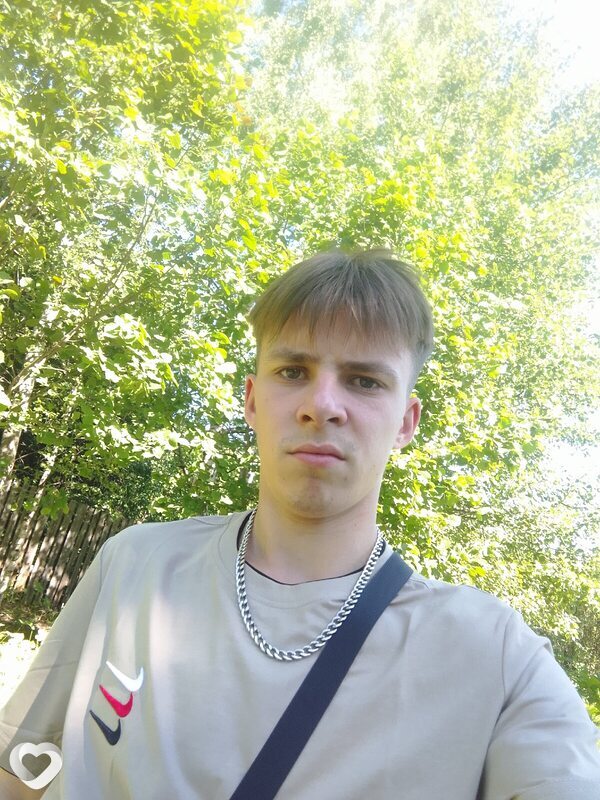 Максим, 21, Ярославле — анкета №4275727
