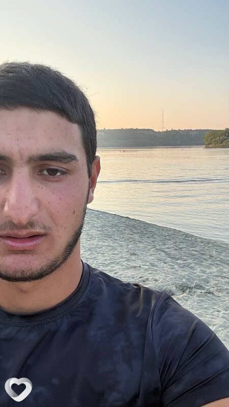 Карен, 24, Барнауле — анкета №4275764