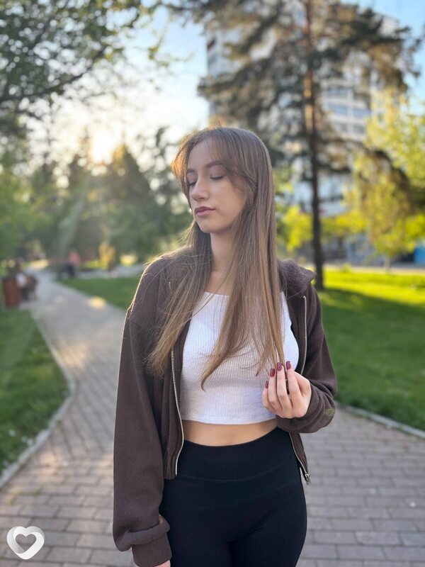 Кристина, 18, Челябинске — анкета №4276100
