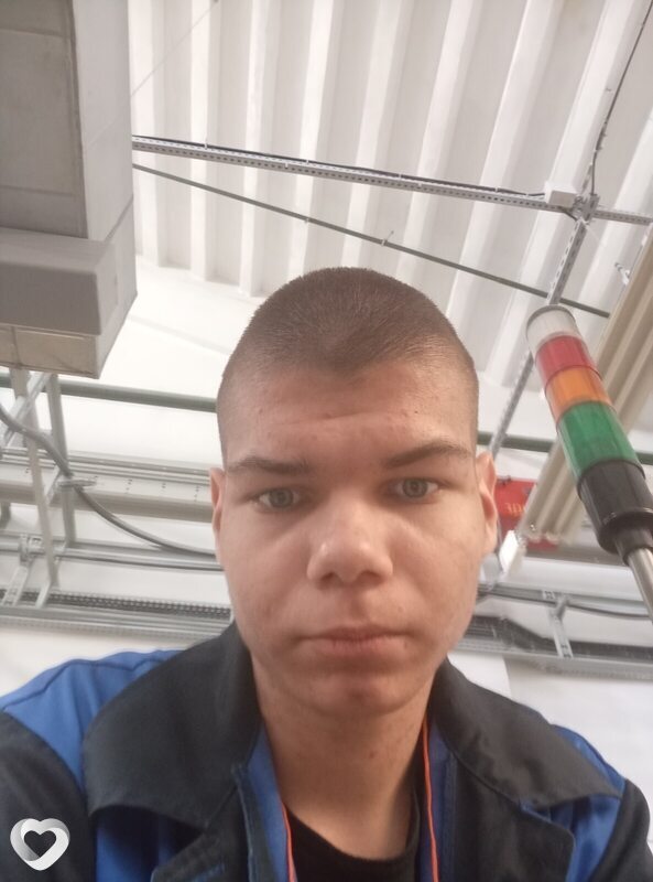 Павел, 21, Минске — анкета №4276823