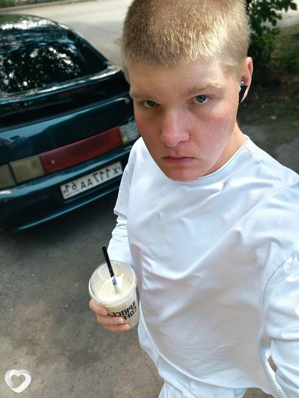 Арсений, 21, Ростове-на-Дону — анкета №4276743
