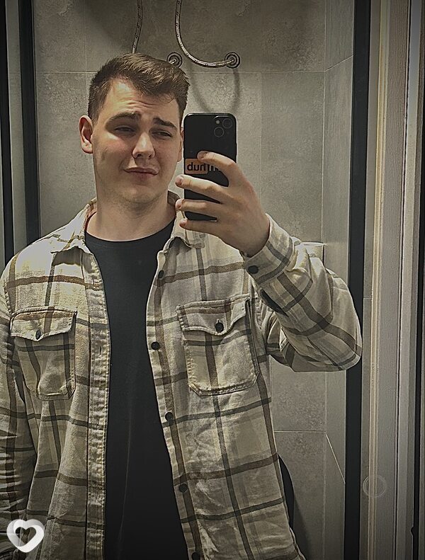 Александр, 21, Москве — анкета №4277626