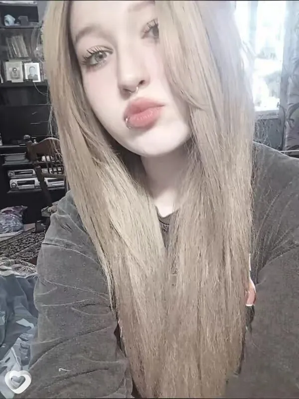 Таня, 21, Москве — анкета №4278839