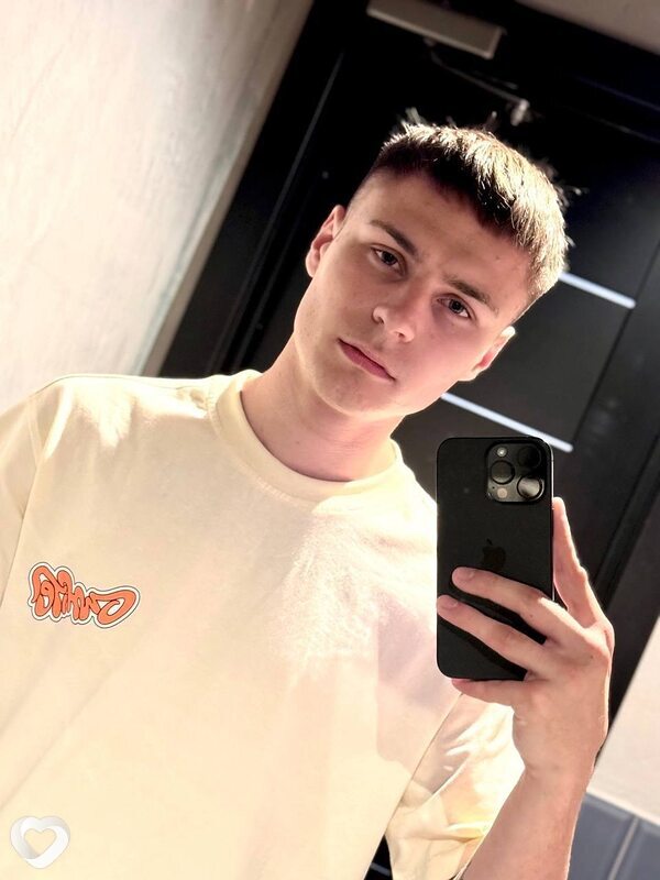 Даниил, 18, Ярославле — анкета №4279128