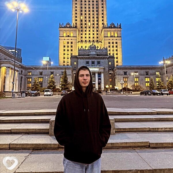 Слава, Прушков