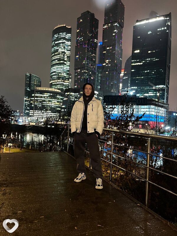 Виктор, 26, Москве — анкета №4280973