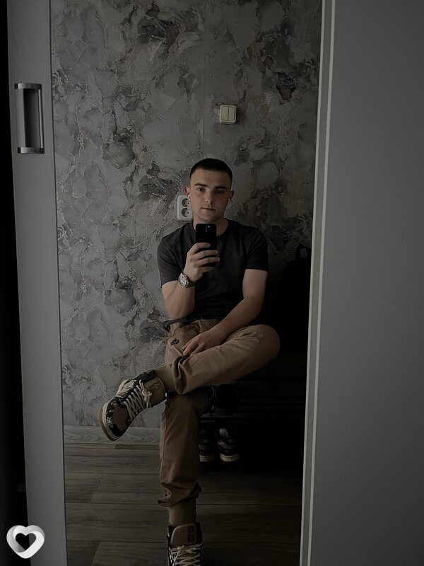Сабир, 23, Жлобине — анкета №4280976