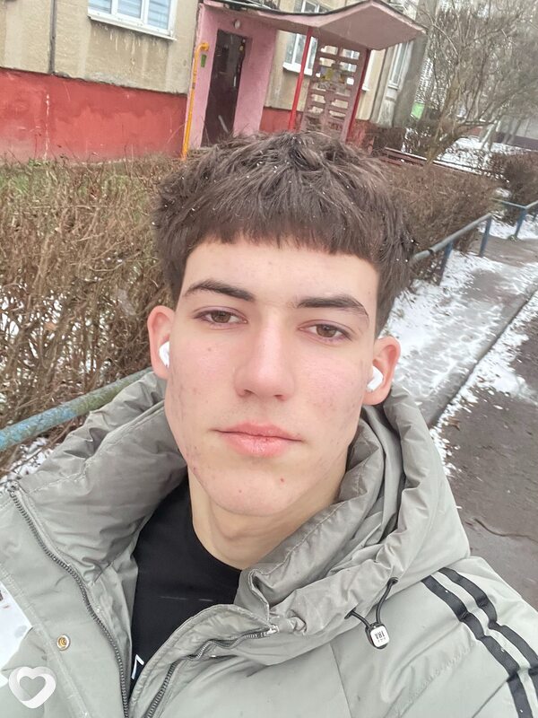 Макар, 18, Минске — анкета №4281457