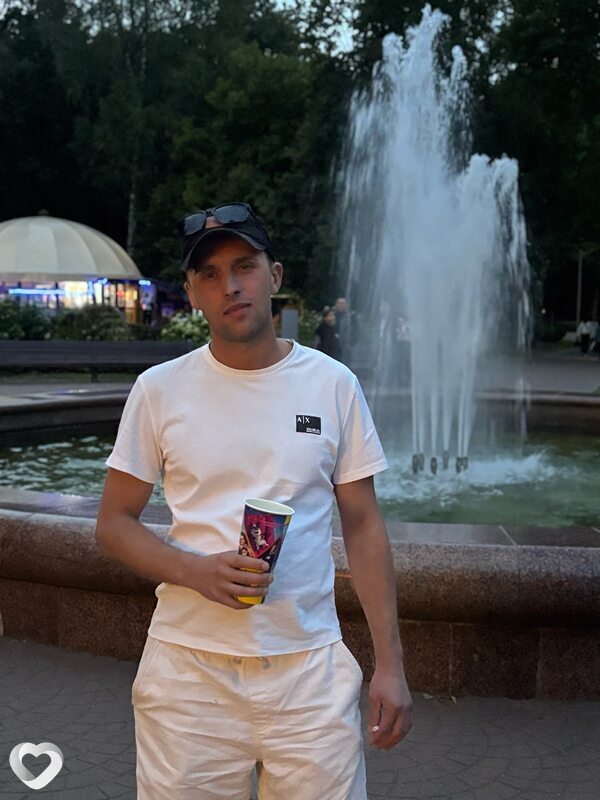 Артём, 35, Минске — анкета №4282095