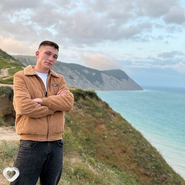 Михаил, 22, Анапе — анкета №4282973