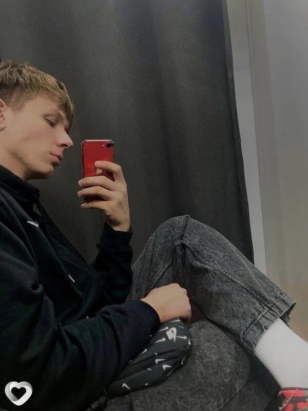 Антон, 24, Москве — анкета №4282932