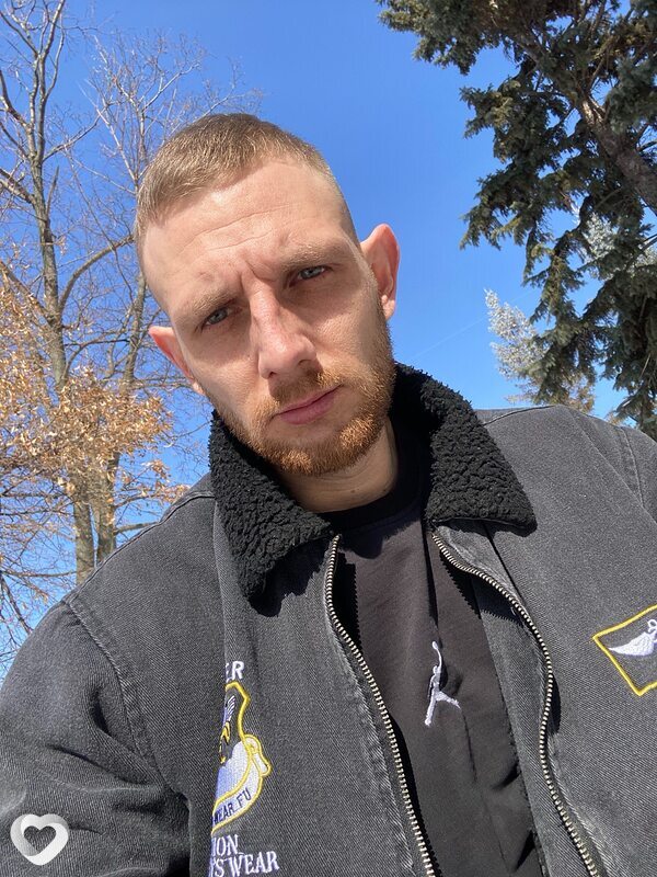 Олег, 29, Балакове — анкета №4283292