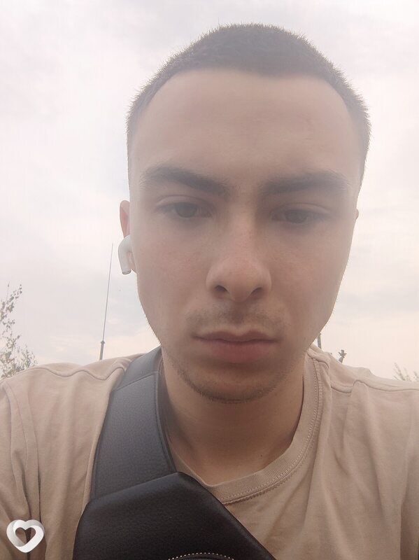 Роберт, Енакиево
