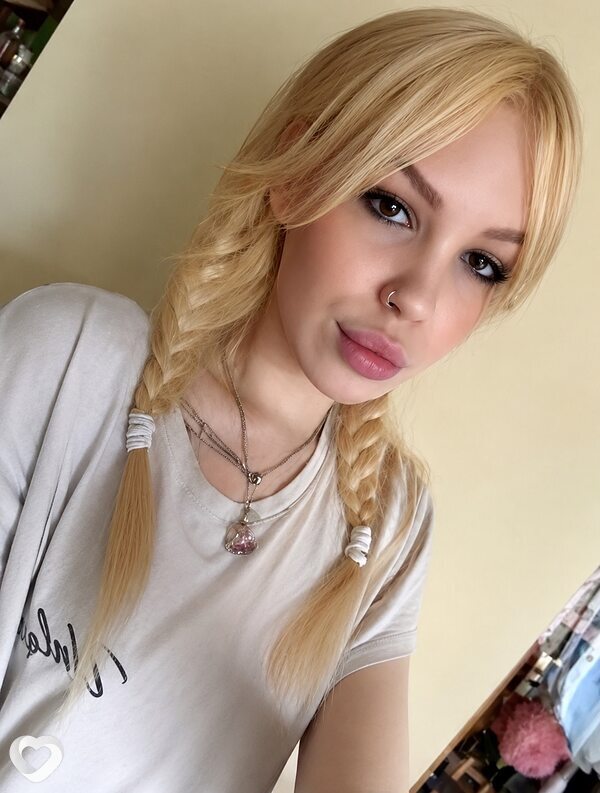 Юлечка, 23, Санкт-Петербурге — анкета №4283393