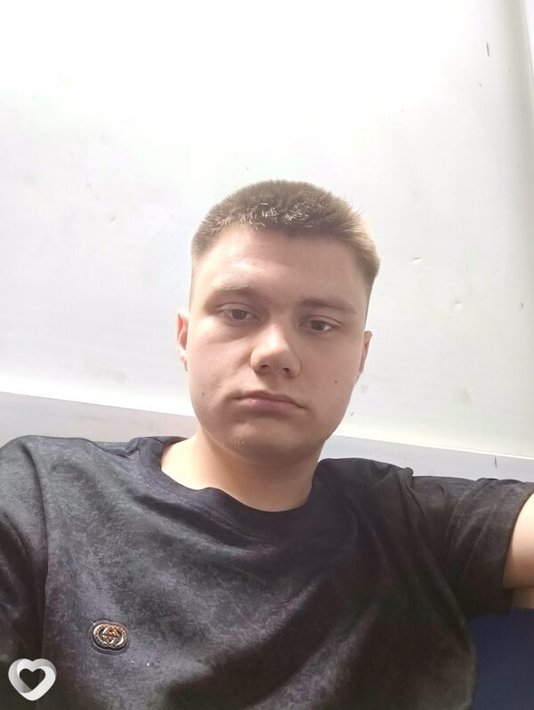 Александр, 18, Новосибирске — анкета №4283503