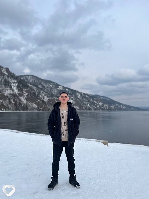 Влад, 22, Красноярске — анкета №4283736
