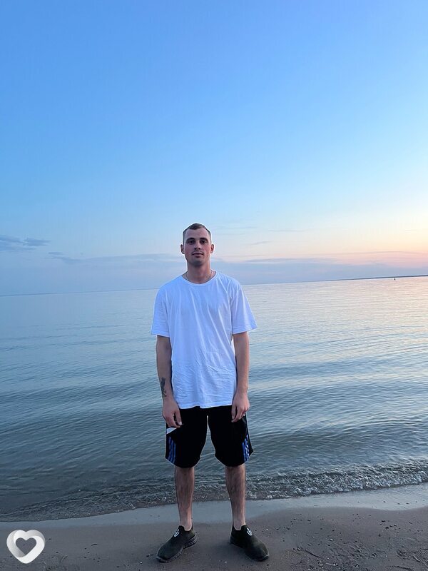 Дима, 21, Новосибирске — анкета №4283837