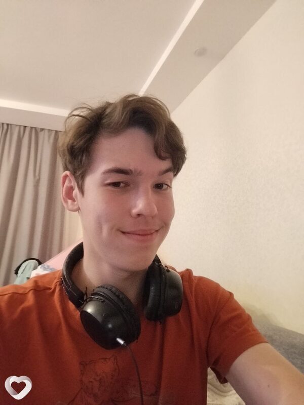 Дмитрий, 18, Алуште — анкета №4284381