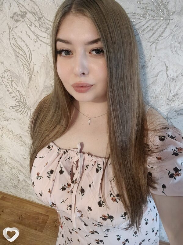 Anna, 19, Саратове — анкета №4284814