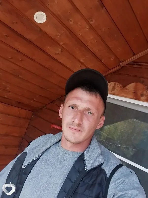 Сергей, 28, Заринске — анкета №4284840
