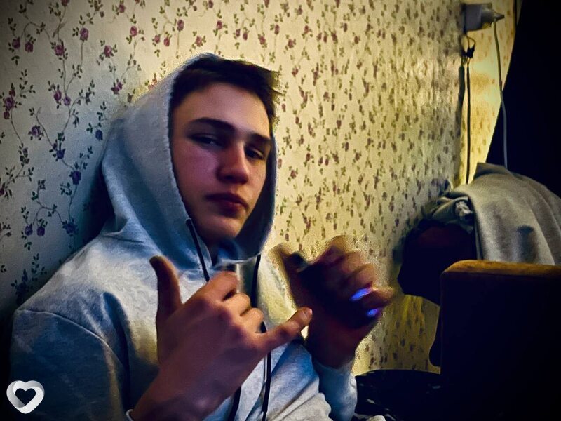 Витя, 19, Смоленске — анкета №4285705