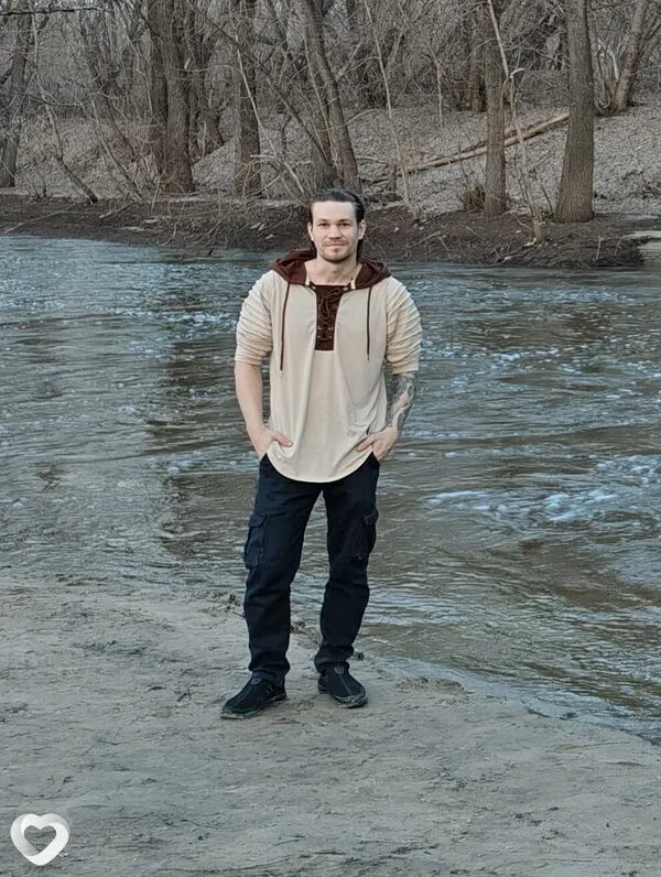Михаил, 31, Барнауле — анкета №4287005